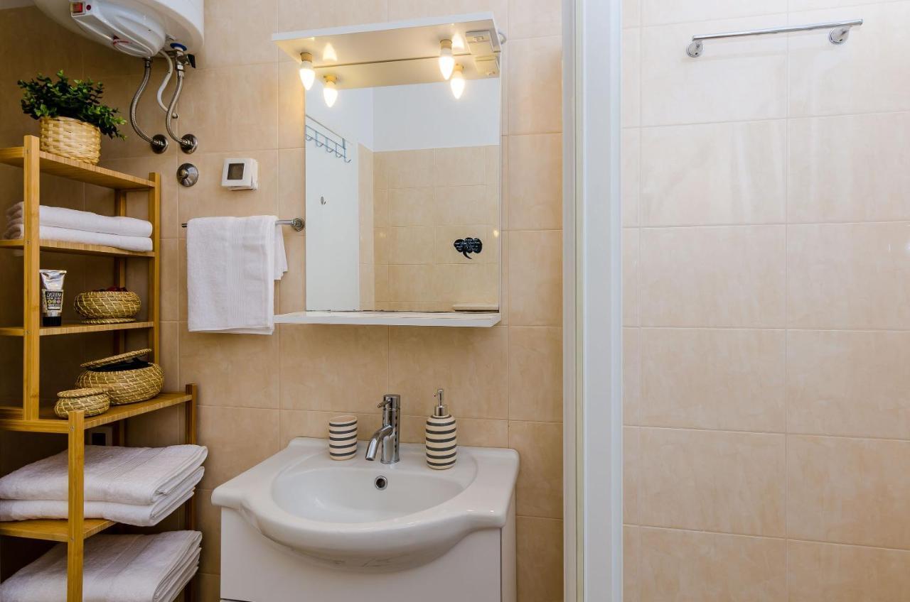 Private Garden Apartment Ragusa Esterno foto