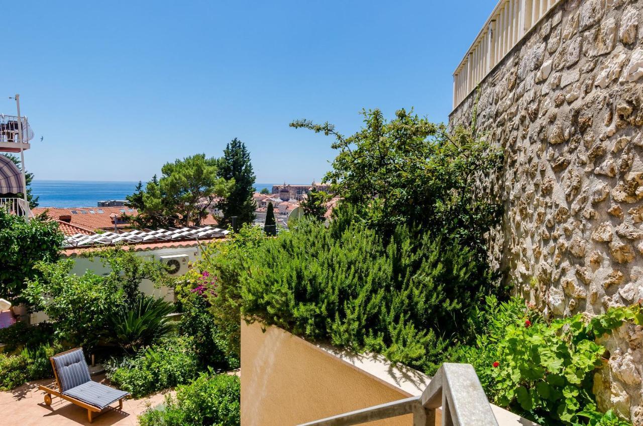 Private Garden Apartment Ragusa Esterno foto